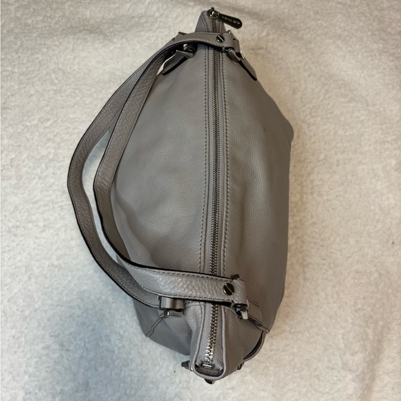 Michael Kors Pearl Gray Leather Chandler Large Shoulder Bag - Picture 6 of 10